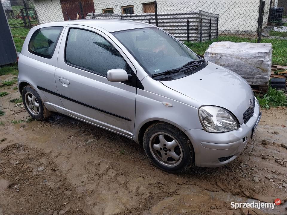 yaris manualna