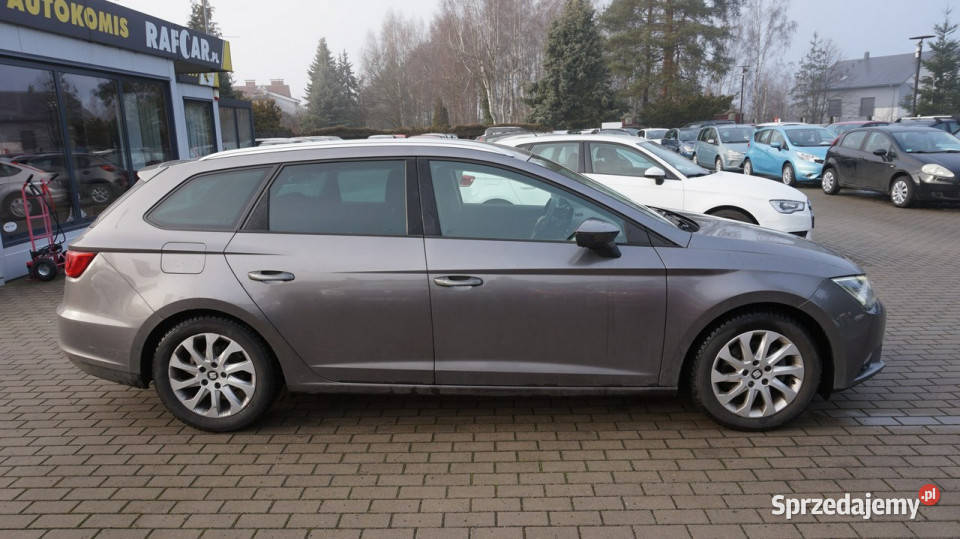 Seat Leon super stan Gwarancja III 2012 światła przeciwmgielne Leon Zielona Góra sprzedam