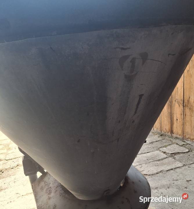 Rozsiewacz nawozów Lejek AGROMET N012 1984 Rolnictwo Opole Lubelskie