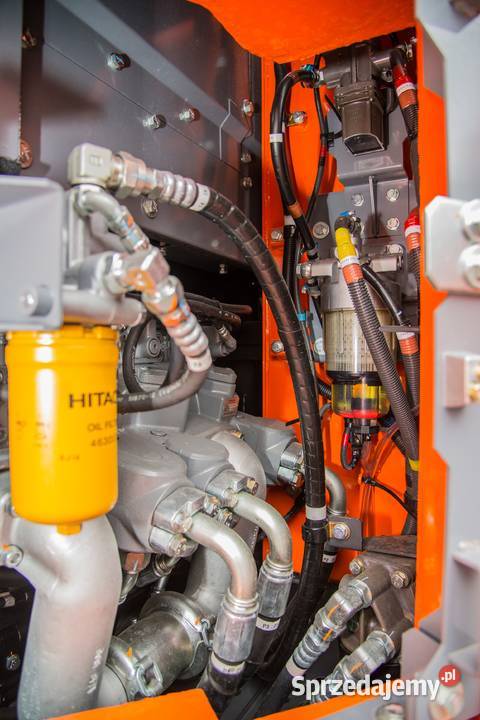Koparka gąsienicowa Hitachi ZX225 USLC7 225USR7 Konin