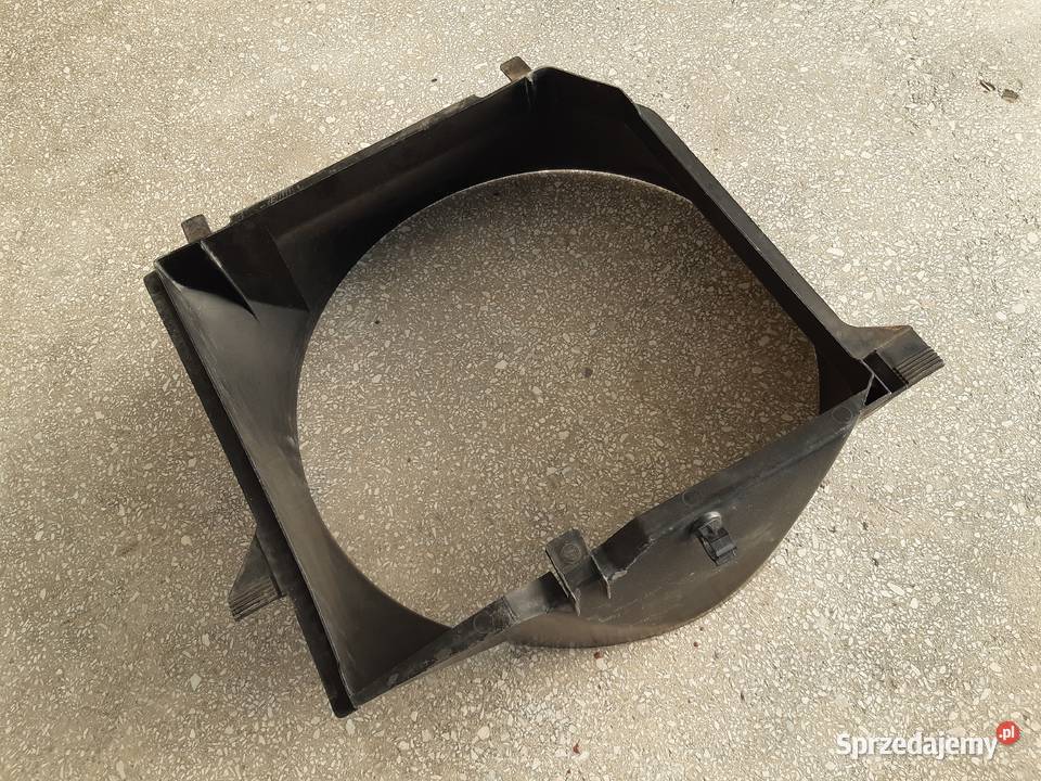 Mercedes 124 Osłona chłodnicy wentylatora Układ chłodzenia Części Gdańsk