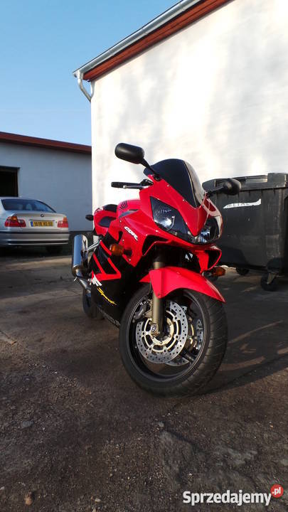 Honda cbr f4i sport