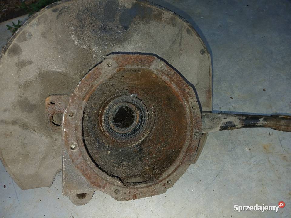 Zwrotnica piasta lewa Suzuki Jimny Pozostałe