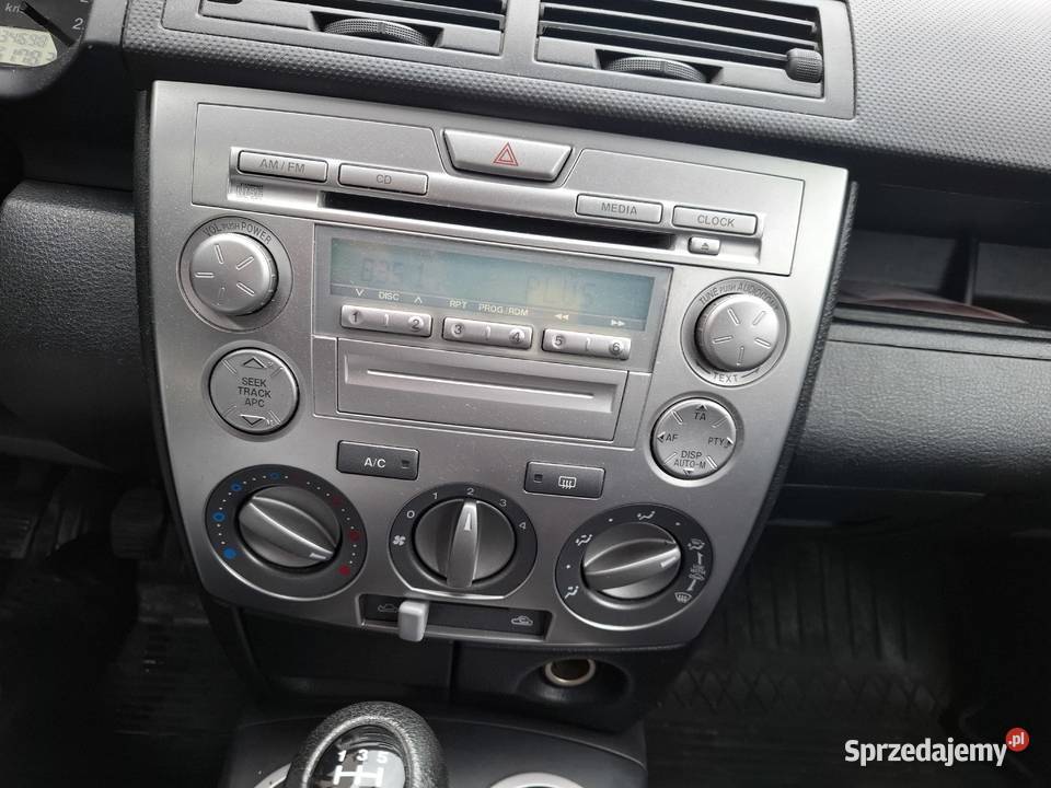 Mazda 2 14 benzyna 2006 r Witkowo