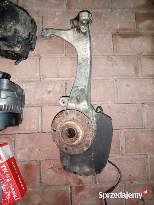 Zwrotnica aluminiowa Audi S6 RS6 C5 przednia Kętrzyn