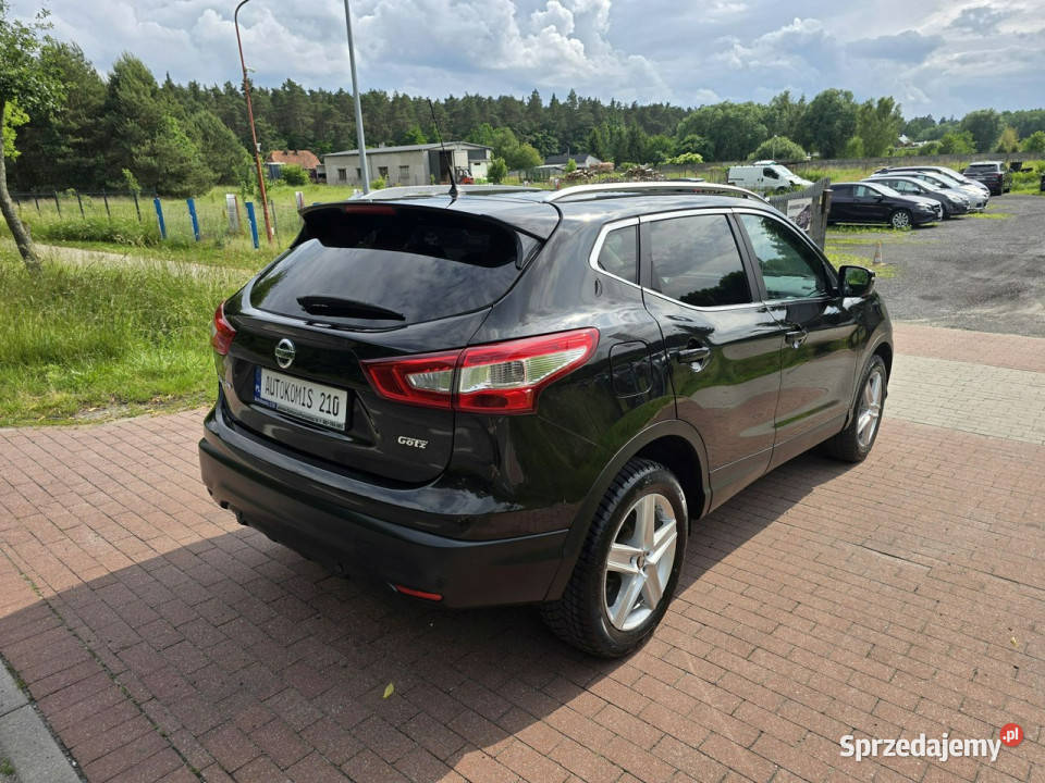 Nissan Qashqai Nissan Qashqai II 16 benzyna z czarny Cielcza