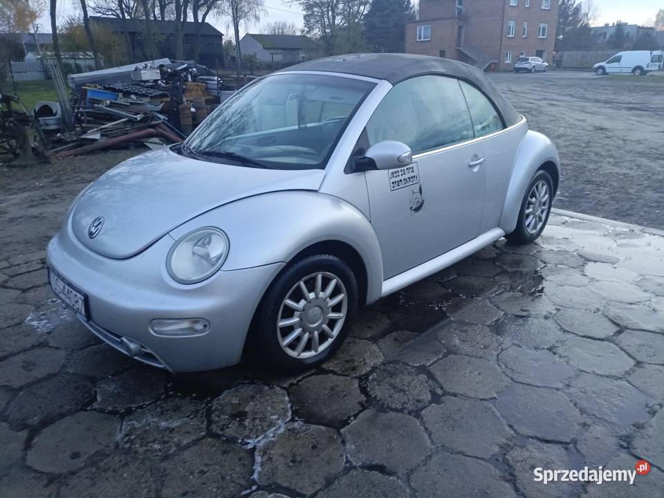 VW Beetle cabrio 20 pb automat2005r 132 Stan Rok produkcji 2005 New Beetle Zgierz
