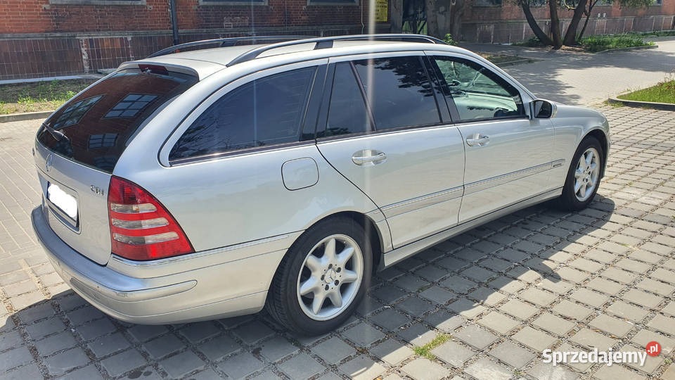 Mercedes CKlasa 270 CDI Kombi 2004 Szwajcaria Rok produkcji 2005