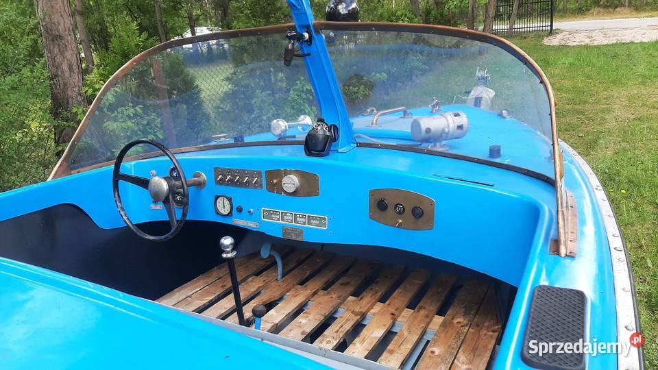 motorówka łódź milicyjna relikt PRLu Serock