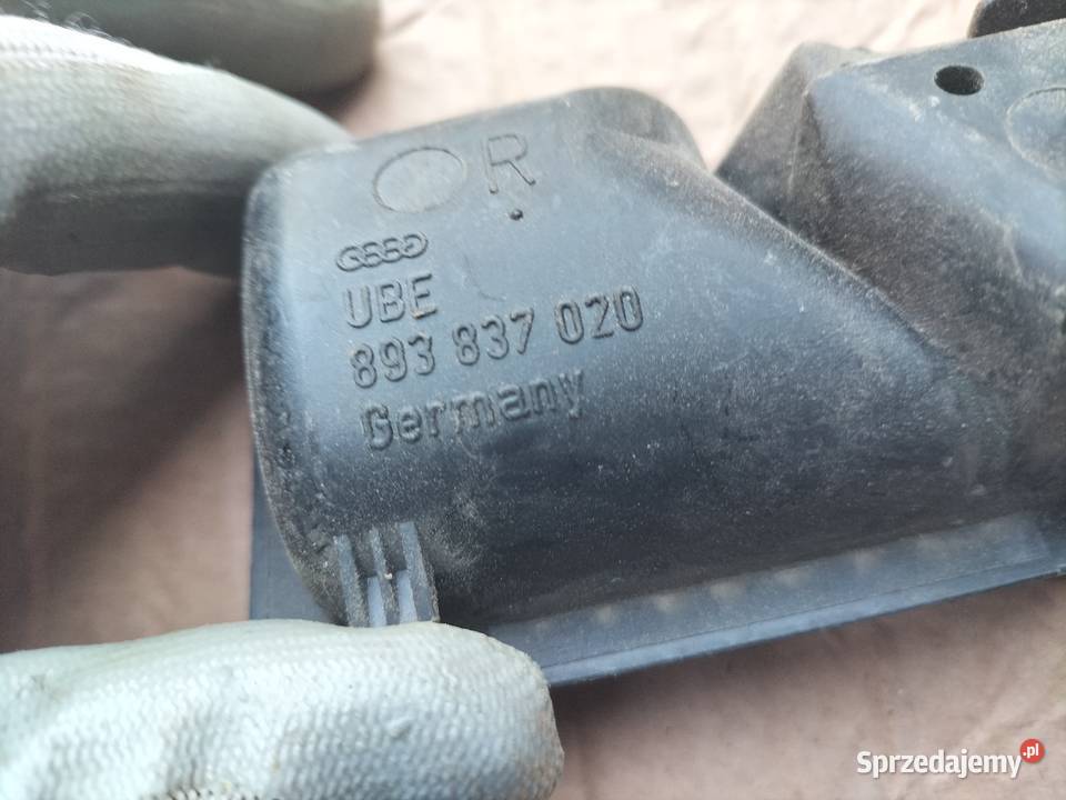 AUDI 80 B4 893837020 UCHWYT KLAMKI Kamień-Kolonia