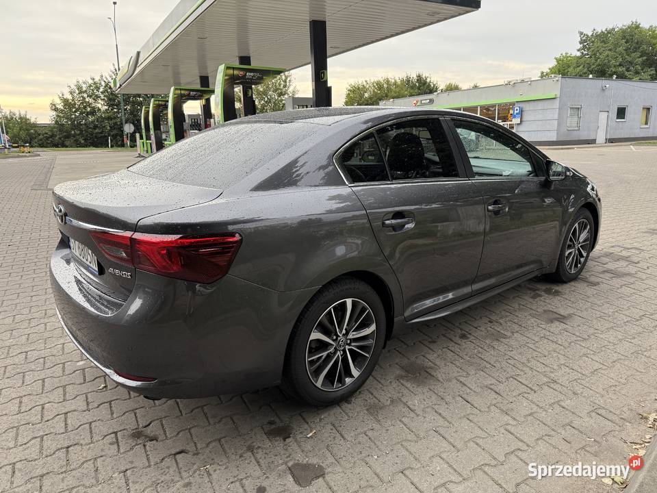 Toyota Avensis 2016 18 benzyna Gwarancja Będzin