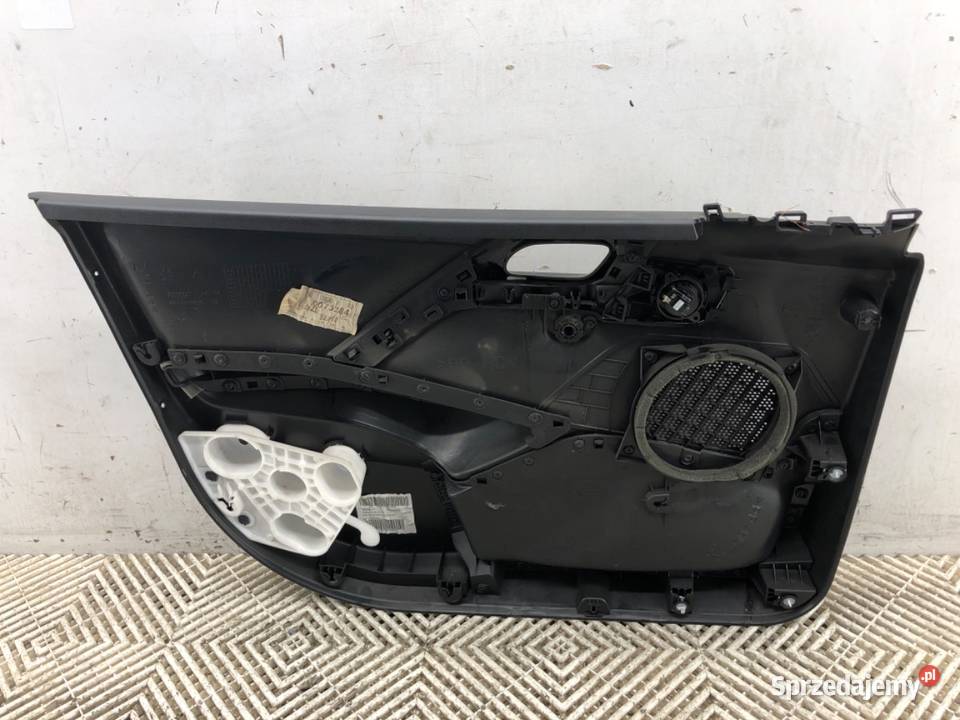 BOCZEK DRZWI PRAWY PRZÓD PEUGEOT 208 I Hatchback sprzedam