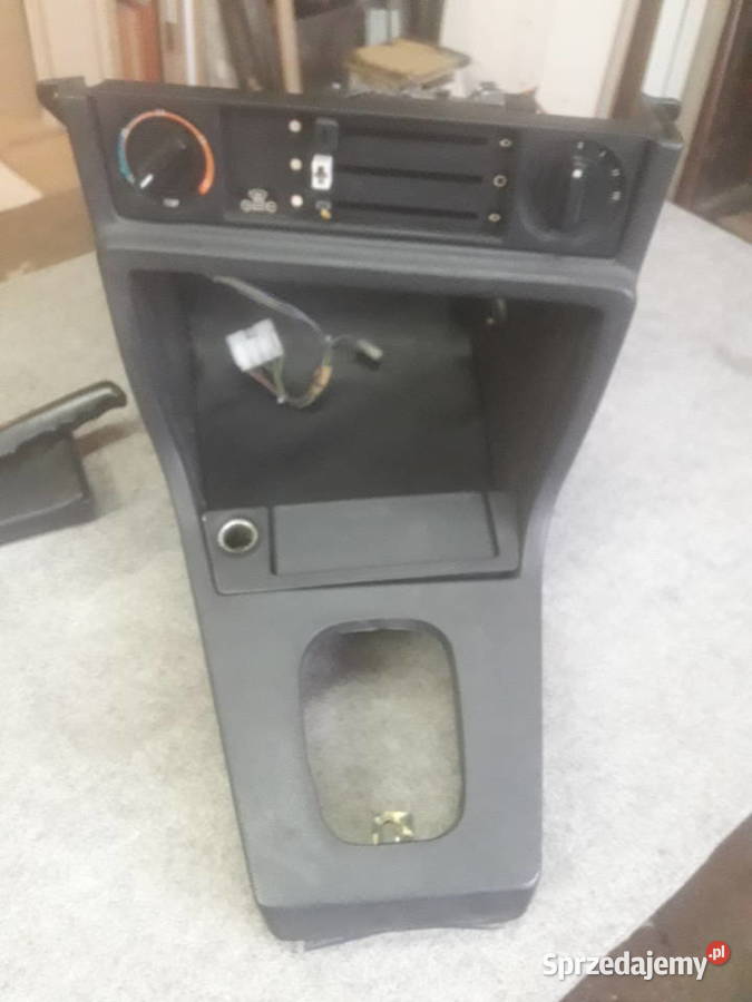 Kokpit tunel środkowy bmw e28 Twardogóra