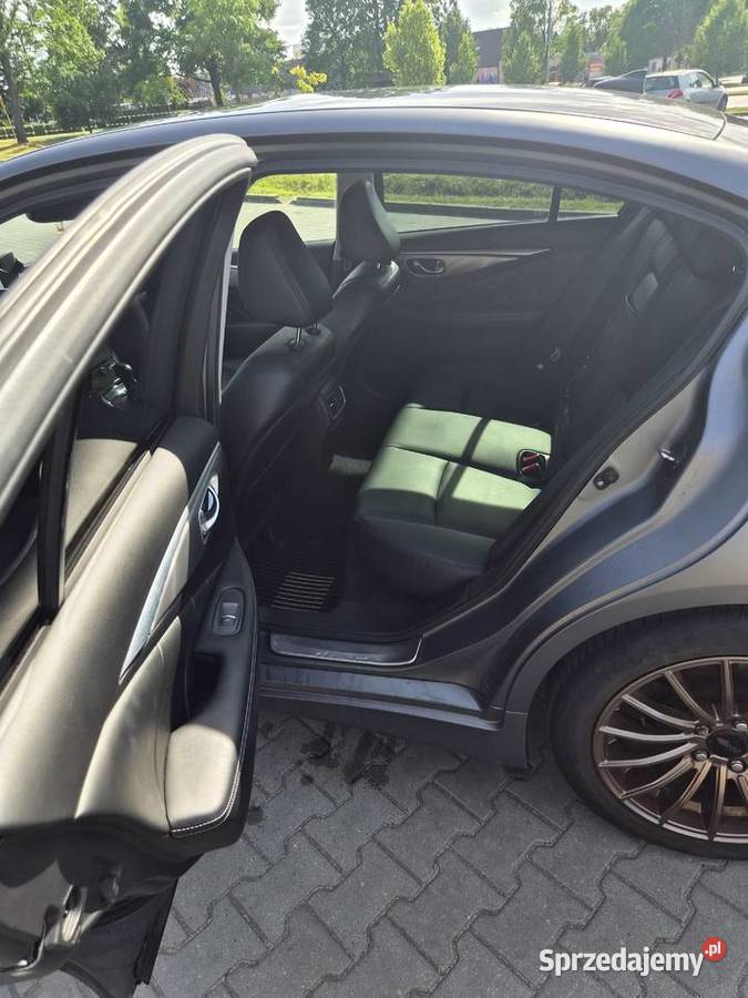 Infiniti q50 37 AWD