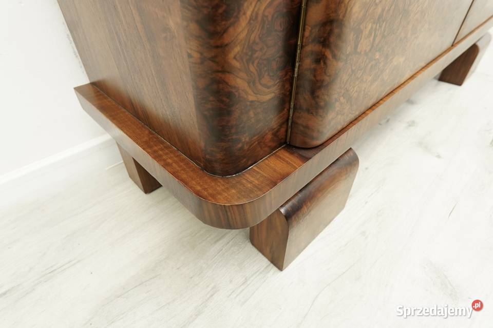 Biblioteka z lat 30tych w stylu art deco wielkopolskie