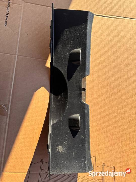 Osłona pasa tylnego Toyota Yaris III 20112020 Rok produkcji 2011 Brzesko