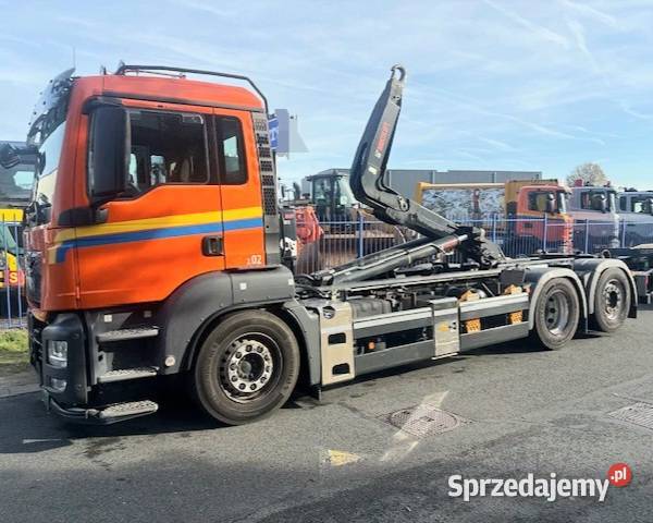 Hakowiec 6x2 MAN TGS Warszawa
