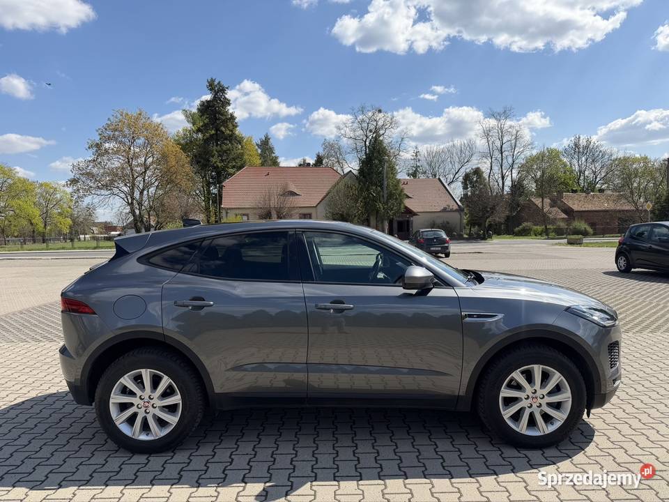 Piękny Jaguar E Pace ogranicznik prędkości wielkopolskie Śrem sprzedam
