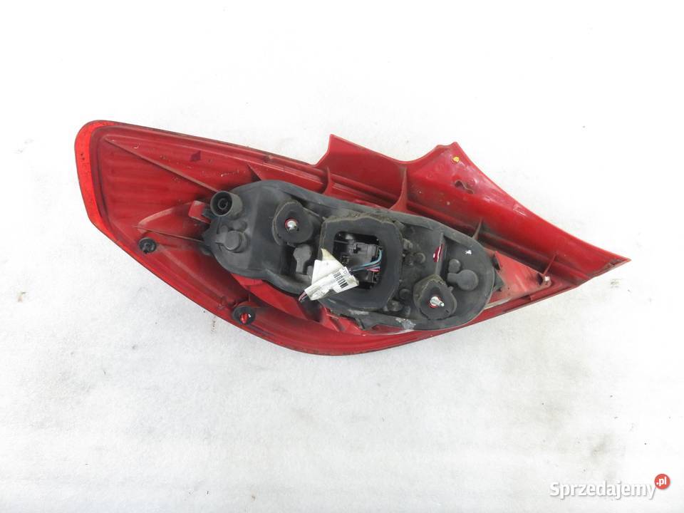 LAMPA PRAWA TYLNA OPEL CORSA D 13186351 osobowe małopolskie