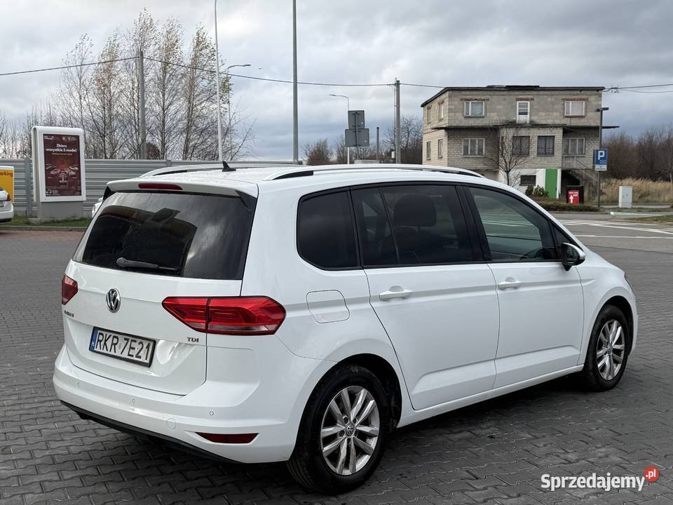 Volkswagen Touran 16 TDI 116 2016 r Automat diesel Krosno sprzedam