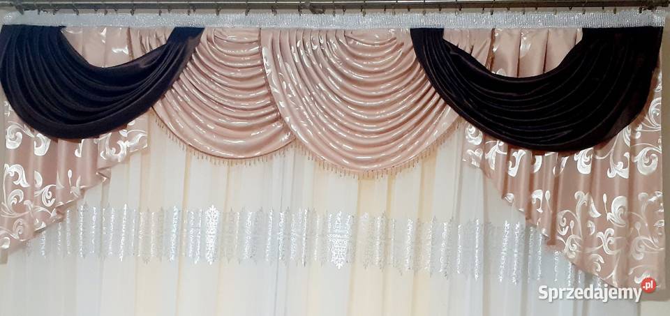 Lambrekin z koralami mazowieckie