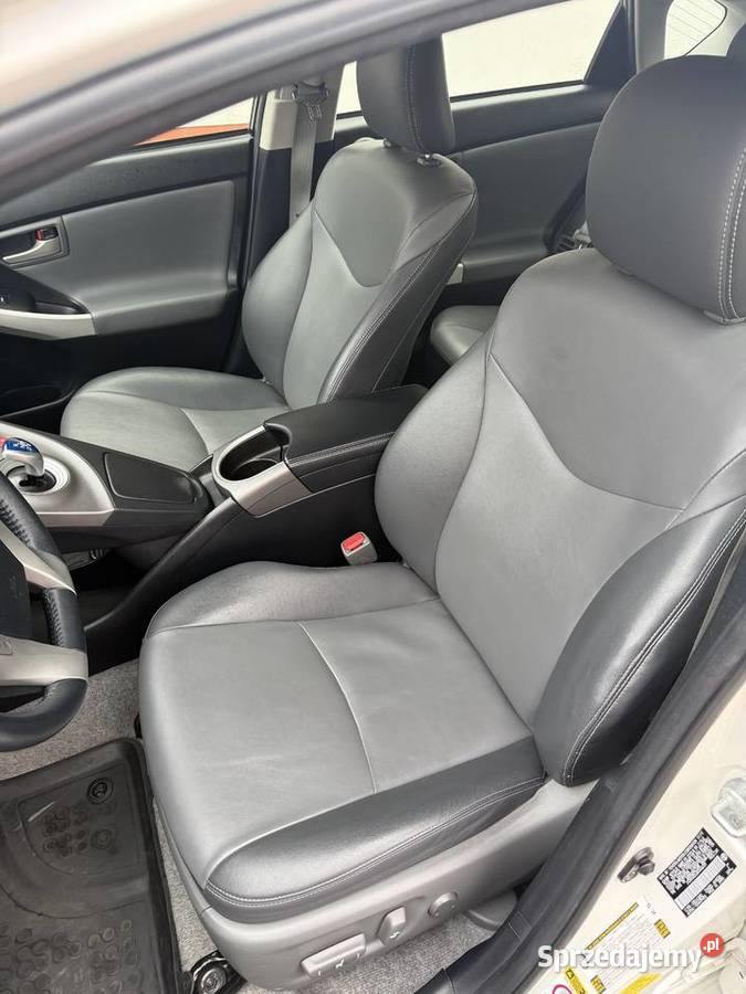 Toyota Prius III hybryda 18 2015r sprzedam