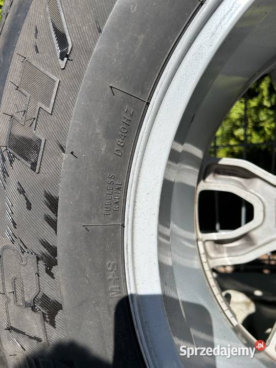 Jeep Wrangler Opony koła z felgami 25570R18 Tupadły sprzedam