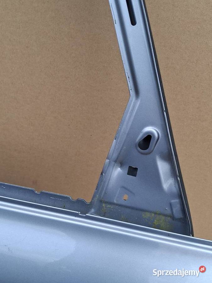 AUDI A4 B8 KOMBI DRZWI LEWY TYŁ LEWE TYLNE Bieleń