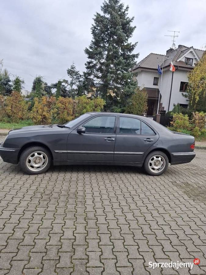 Mercedes W210 ładny Sedan / Limuzyna Toruń