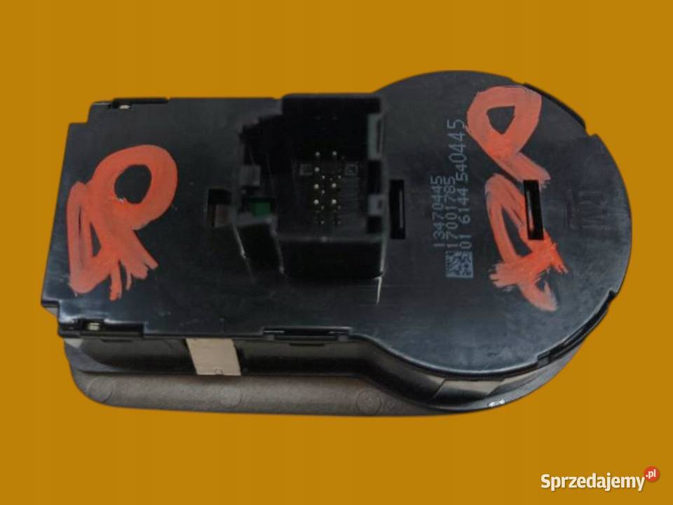 PRZEŁĄCZNIK ŚWIATEŁ 13470445 Opel Corsa V 2014 E osobowe świętokrzyskie