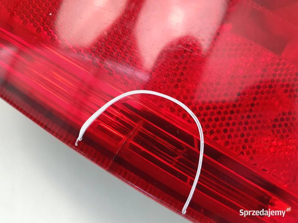 Hyundai i30 0712r Kombi TYLNA LAMPA LEWA lewy Rudka