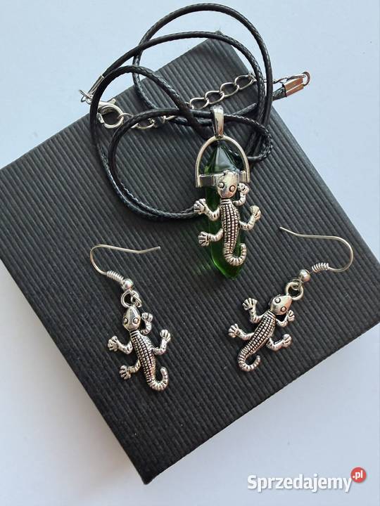 Zestaw biżuterii z metalu i szkła naszyjnik Łomża