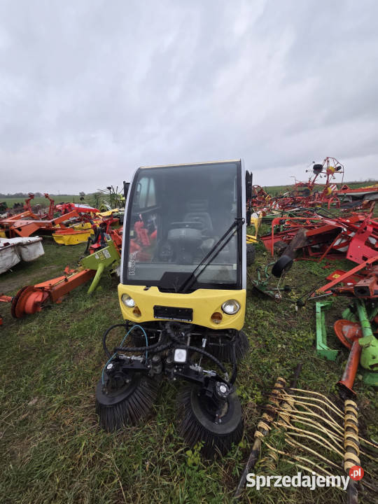 Zamiatarka przegubowa KRCHER ICC 2 D mazowieckie sprzedam