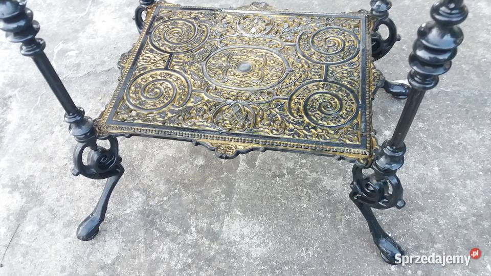 Kwietnik Ażurowy Metalowy stolik Płońsk