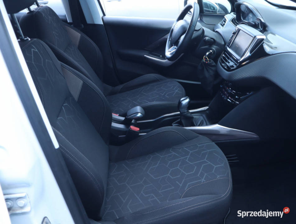 Peugeot 2008 12 PureTech gniazdo USB Łódź