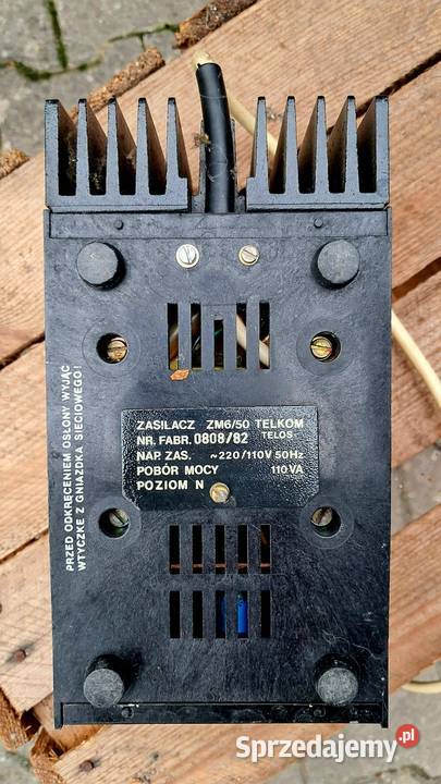 Zasilacz Regulowany TELKOM TELOS ZM 650 1982 r Świecie