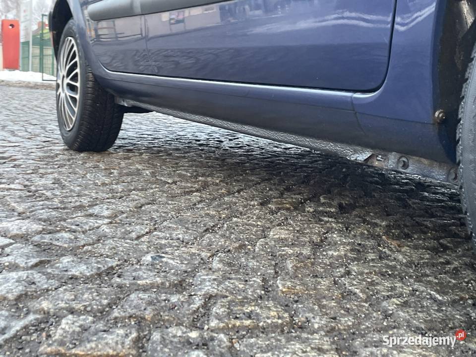 Renault Thalia 14 16V Benzyna 98 Wspomaganie granatowy Będzin