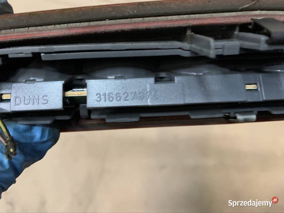 316627975 trzecie światło stop opel astra h III Szczecin
