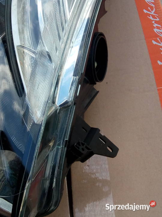 Reflektor lampa prawa przednia Renault Clio IV Poznań sprzedam