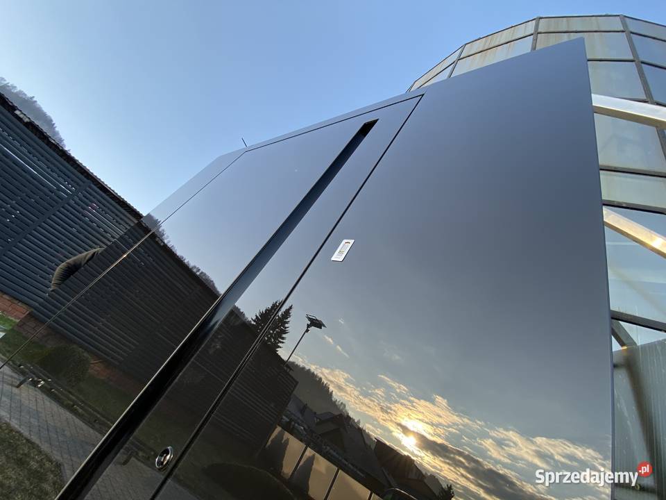 Drzwi aluminiowe Schuco z czarnym szkłem ADS 75 inny materiał Nowy Sącz