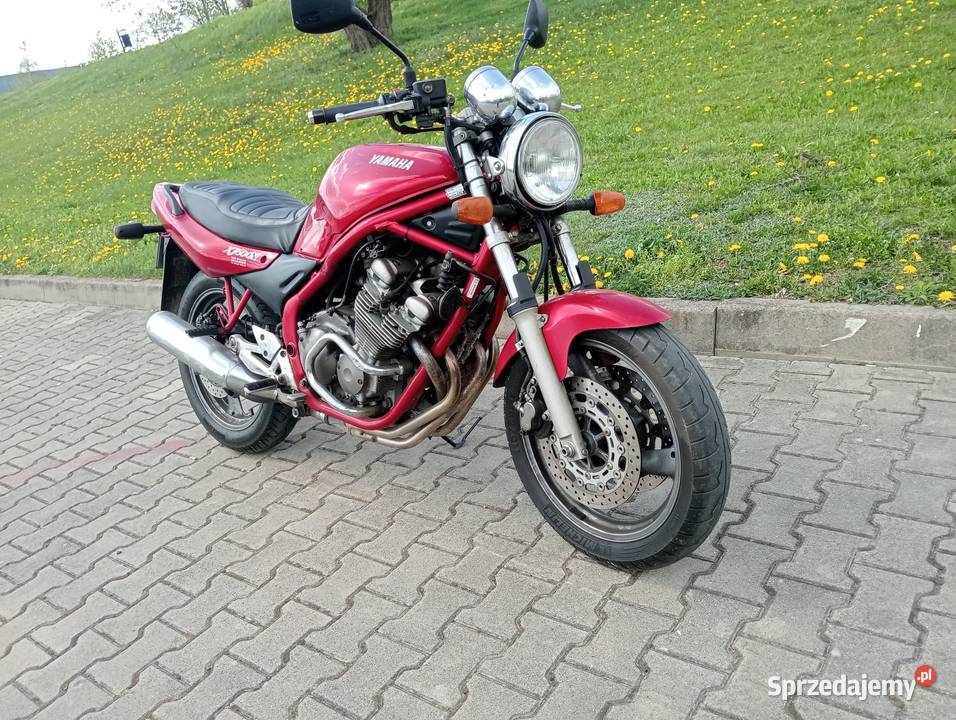 Yamaha XJ600N Dukla