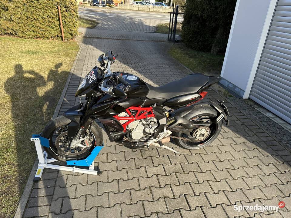 Mv Agusta Rivale 800 naked