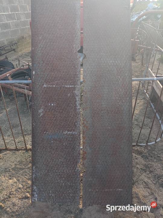 Sprzedam najazdy na lawetę Kaczorowy