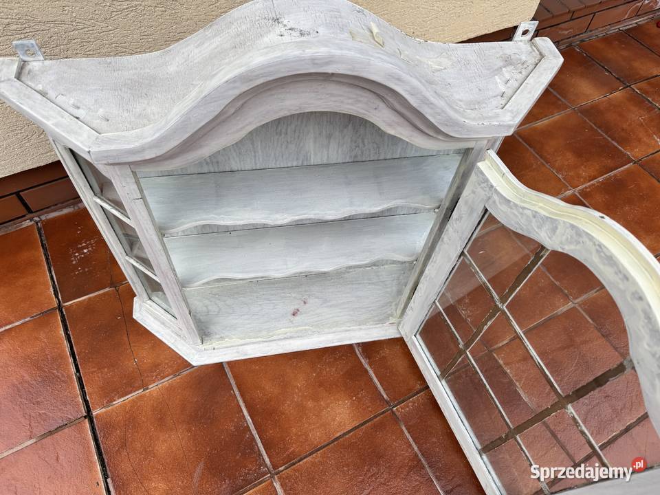 Witrynka stylowa wisząca na ścianę witryna Garwolin