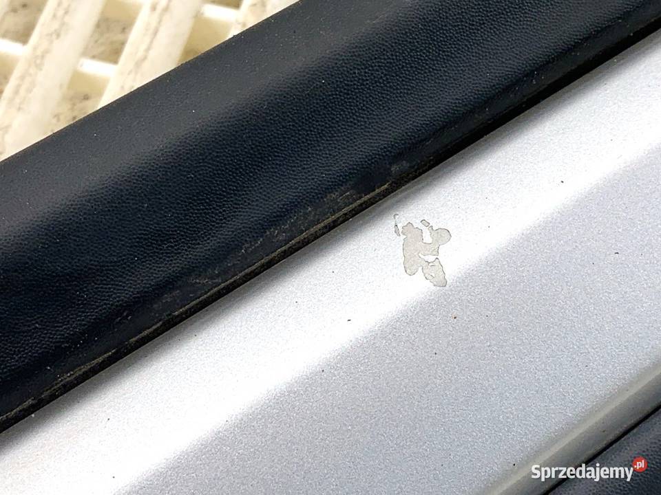 LISTWA DRZWI LEWY PRZÓD MITSUBISHI OUTLANDER III Listwy i nakładki