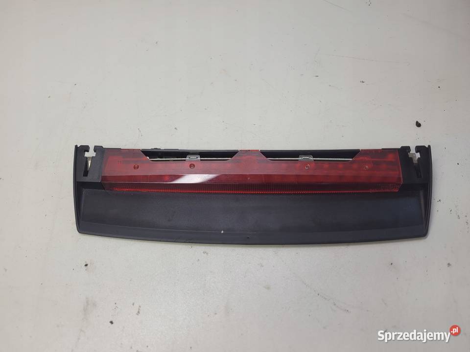 ŚWIATŁO STOPU TRZECIE AUDI A8 D4 4H0945097A osobowe
