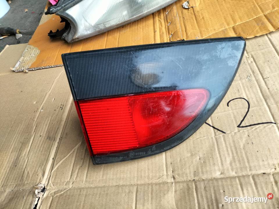 RENAULT MEGANE LAMPA TYŁ TYLNA 7700838532 lampy tylne sprzedam