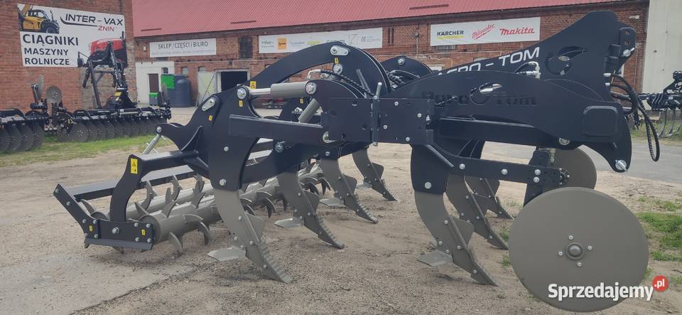 Głęboszpług dłutowy GSH XL 3m Agrotom bezorkowy wielkopolskie Huta