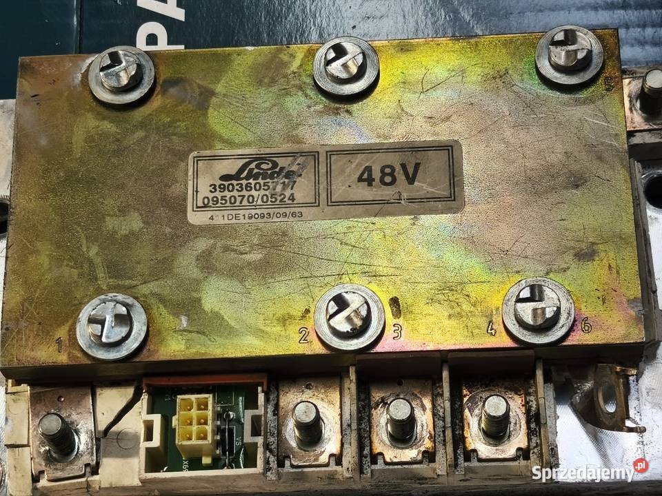 Wózek widłowy elektryczny Linde e16 uszkodzony elektryczny