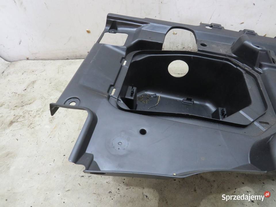 SCHOWEK WKŁAD BAGAŻNIKA JEEP WK2 05108283AC